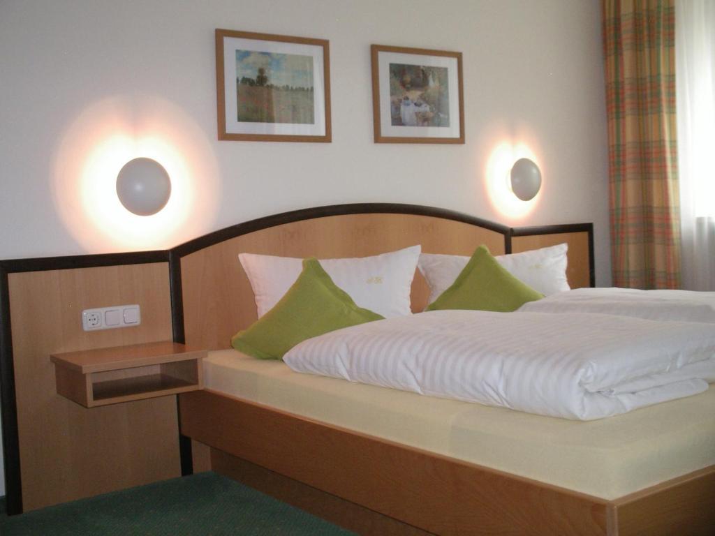 Hotel-Gasthof-Kohlmeier Kranzberg ภายนอก รูปภาพ